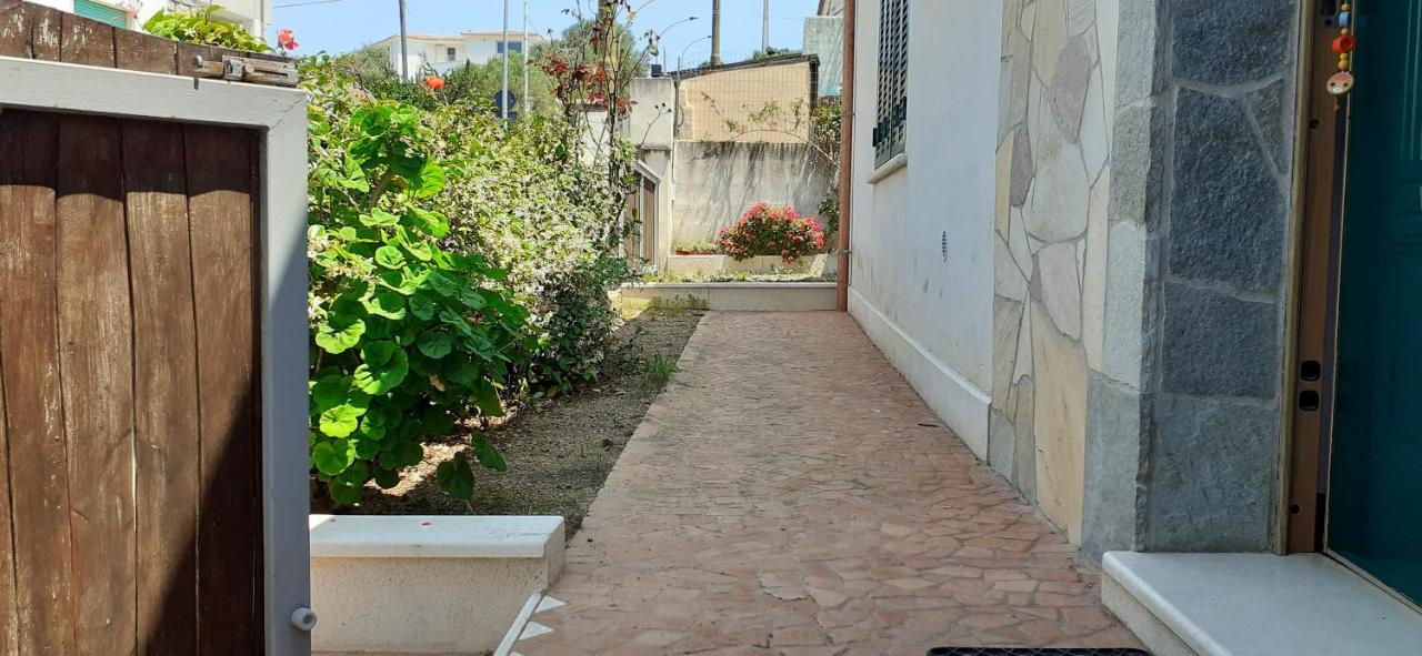 8 Via V. Monti Vila Loiri Porto San Paolo Exterior foto